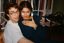 全米で大ヒット！ゼンデイヤ×ロバート・パティンソンW主演、A24製作『The Drama』日本公開決定