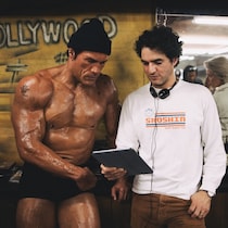 ドウェイン・ジョンソンの肉体改造秘話も！リアリズムを追求した『スマッシング・マシーン』メイキング画像解禁