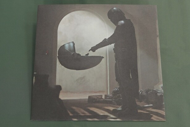 『スター・ウォーズ/マンダロリアン Season1』の名場面が使用されたディスクケースの表面