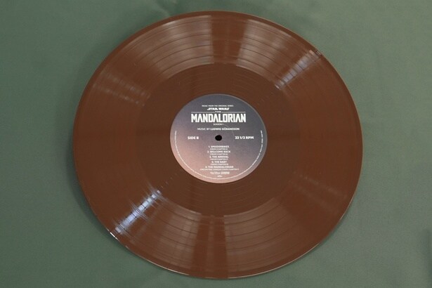 『スター・ウォーズ/マンダロリアン Season1』の盤面はブラウン！