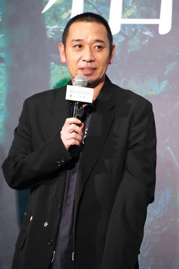 工務店の二代目社長、甲本健介役の大悟(千鳥)