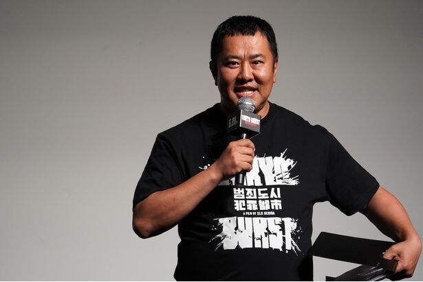 トークイベントでも引き続き安村がMCを務めた