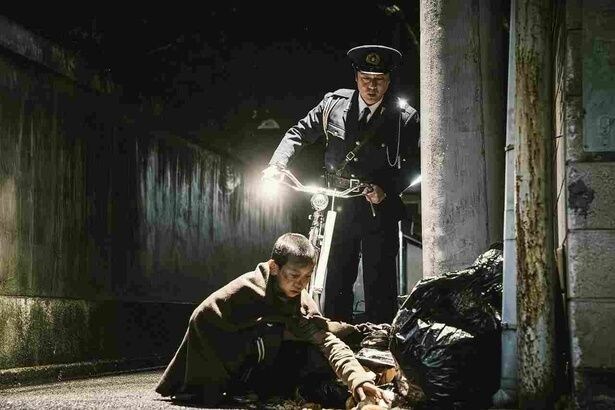 『名無し』で心優しい警察官、照夫役に丸山隆平