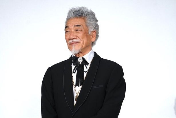 南条の俳優仲間、尾崎誠役の宇崎竜童