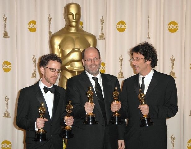 『ノーカントリー』は第80回アカデミー賞で、作品賞、監督賞、脚色賞、助演男優賞の4部門で受賞