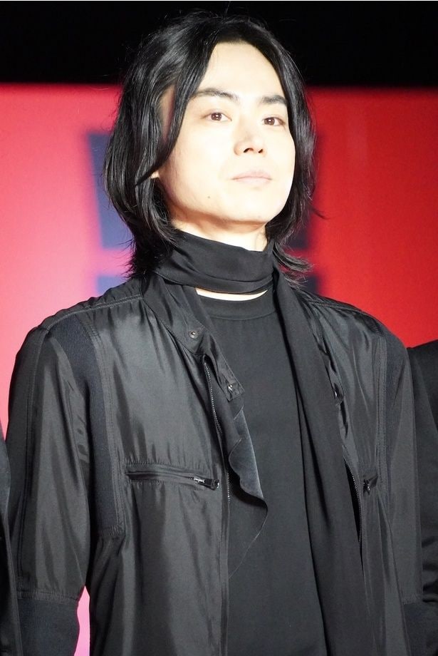 カンヌ参戦の感想を明かした菅田将暉