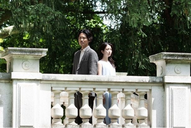 毎熊克哉＆小島梨里杏がW主演！渡辺淳一の原作小説を娘、渡邉直子監督が映画化した『月がみている』公開決定