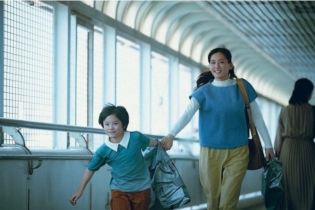 カンヌ映画祭で9分間のスタンディングオベーションを浴びた『箱の中の羊』