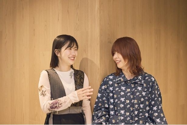  【写真を見る】『箱の中の羊』に主演した大悟の演技を絶賛するAマッソ・加納と3時のヒロイン・福田麻貴