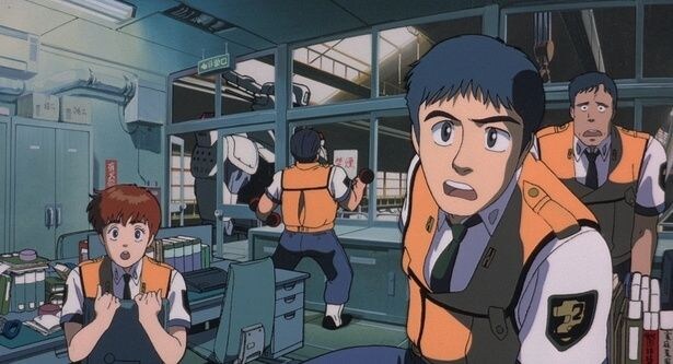 特車二課の面々の個性的なキャラクターや日常的な掛け合いが人気の決め手(『機動警察パトレイバー 劇場版』)