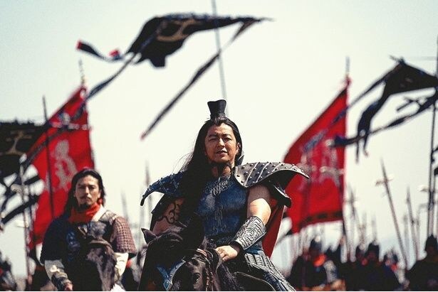 【写真を見る】大沢たかおが演じる伝説の大将軍、王騎