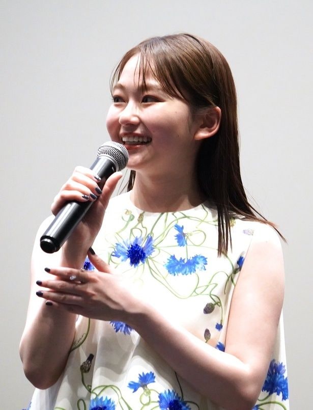 主人公の愛を演じた山田杏奈