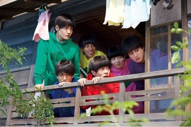 Aぇ! groupのメンバーと草間リチャード敬太、西村拓哉が“6つ子”を演じる『おそ松さん 人類クズ化計画!!!!!?』は3位にランクイン