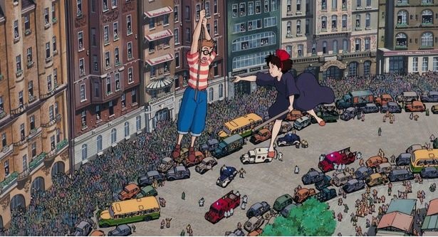 空を飛ぶことができなくなったキキだったが、トンボのためにデッキブラシで空へ