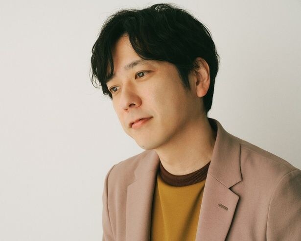 「その人が出演している映画を、本人と一緒に観に行ったらおもしろそう」と口にした