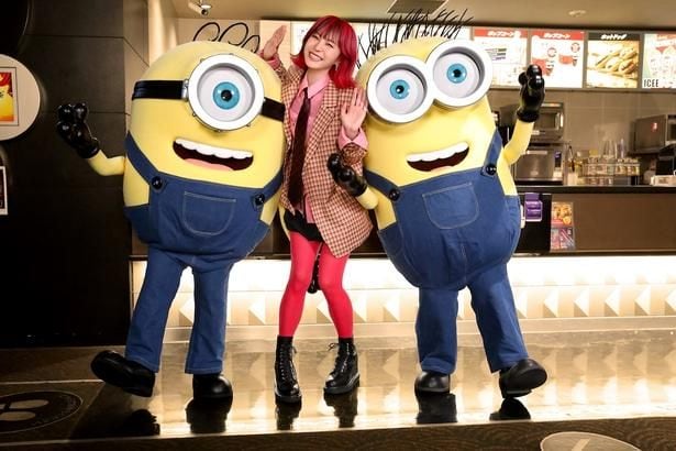 『ミニオンズ&モンスターズ』期間限定でミニオンズシアターが誕生!LiSAが特別支配人に就任