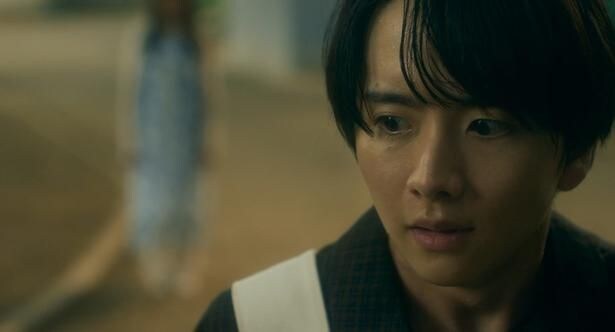 Jホラーの巨匠が気鋭ホラー作家の小説を映画化した『口に関するアンケート』は3位に初登場