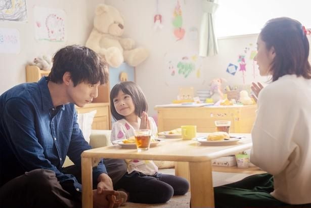 坂口健太郎主演『私はあなたを知らない、』“幸福な記憶”と“あの日の真実”に迫る場面カットを一挙解禁