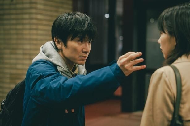 安田章大が自閉スペクトラム症の兄役で徹底した役作り！『平行と垂直』渾身の演技を切り取った場面写真
