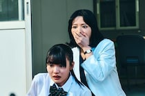 「こんなおすず見たことない！」FRUITS ZIPPERの鎮西寿々歌が単独初主演にしてホラー初挑戦！『だぁれかさんとアソぼ？』撮影現場に潜入