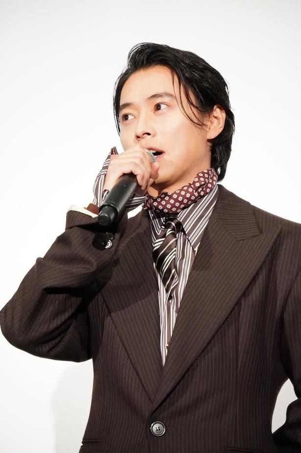 信(しん)役の山崎賢人