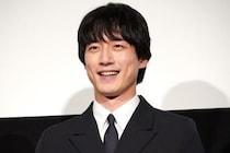 坂口健太郎「心の1本にしてください」『私はあなたを知らない、』中野量太監督と互いに惚れ込んだ舞台裏