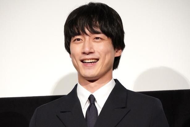 坂口健太郎「心の1本にしてください」『私はあなたを知らない、』中野量太監督と互いに惚れ込んだ舞台裏