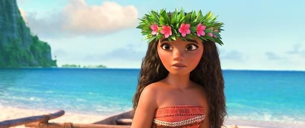 南の楽園で暮らし、海と特別な絆で結ばれている少女モアナ(『モアナと伝説の海』)