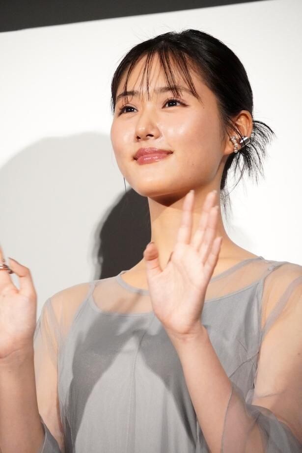 航の妹・幸来を演じる原菜乃華