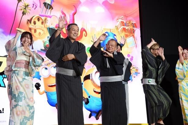 全員で公式盆踊りソング「ミニおんど」を踊るコーナーも大盛り上がり