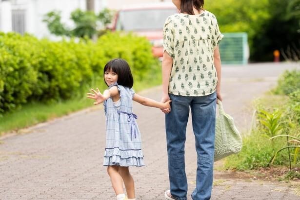 あどけない自然体の表情が愛らしい
