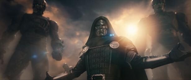 新ヴィラン、ドクター・ドゥームの過去が明らかに…！『アベンジャーズ／ドゥームズデイ』最新予告解禁