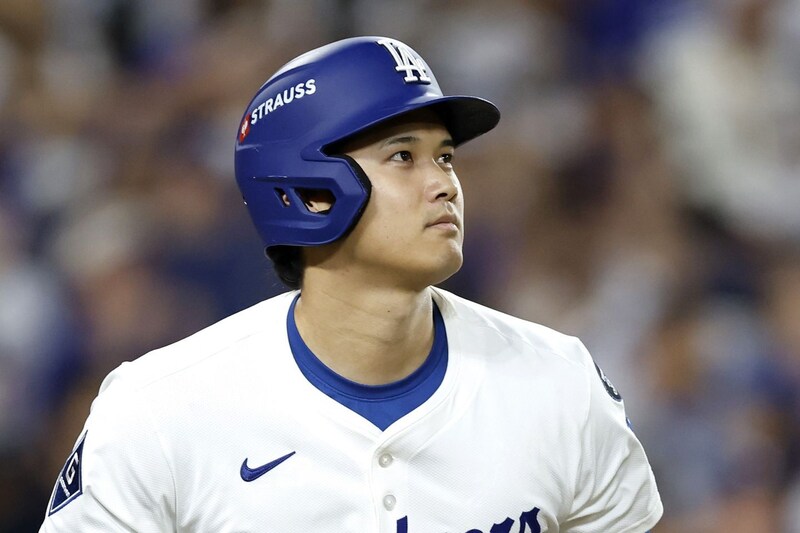 解説マエケンも惚れ惚れ...「無言で打球を見つめてしまった」大谷翔平の特大ムーンショットに衝撃「1打席目のようなライナーもいいですけど...」