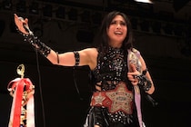 【スターダム】異例の“地上波生中継”も実現… 勢い増す“上谷現象”、２冠王の先に見据える夢は「お前らを東京ドームまで連れてってやるよ」