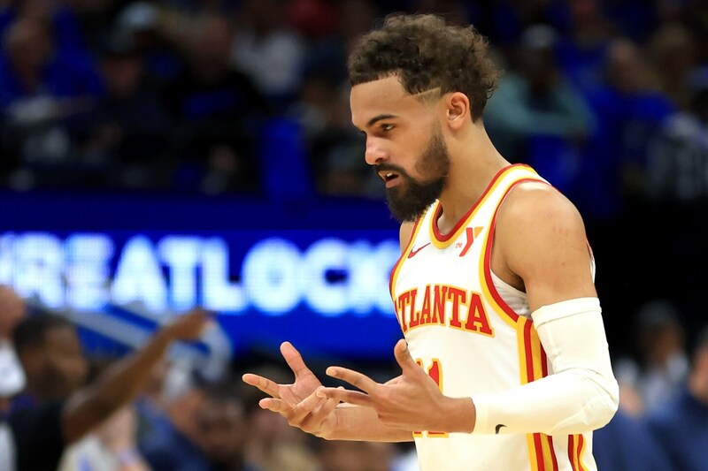 「お前が夜通し飲んでもチームになんの影響もない」ベバリーに口撃されたヤングを擁護すべく、アリナスが“追撃”＜DUNKSHOOT＞