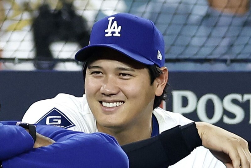 ドジャース、２連勝で地区シリーズ進出決定！ 山本由伸が６回８K２失点の好投、最後は佐々木朗希が三者凡退で締める　大谷翔平は４打数１安打１打点で勝利に貢献