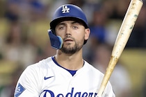 「ドジャースはついに敗北を認めた」　コンフォートのメンバー外でWCS圧勝...専門メディアが采配を改めて批判「もっと早く次に進めなかったのか？」