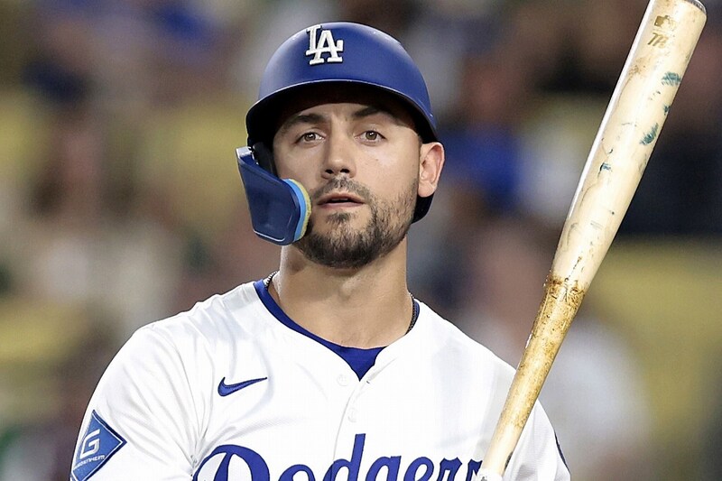 「ドジャースはついに敗北を認めた」 コンフォートのメンバー外でWCS圧勝...専門メディアが采配を改めて批判「もっと早く次に進めなかったのか?」