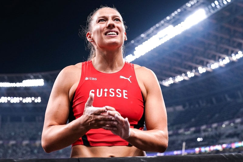 「日本、すげぇ国なんだな!」スイスの棒高跳び女子が連日公開する“JAPAN超満喫ぶり”に世界反響!「しまなみ海道って素敵」「奈良のシカにお尻を...」