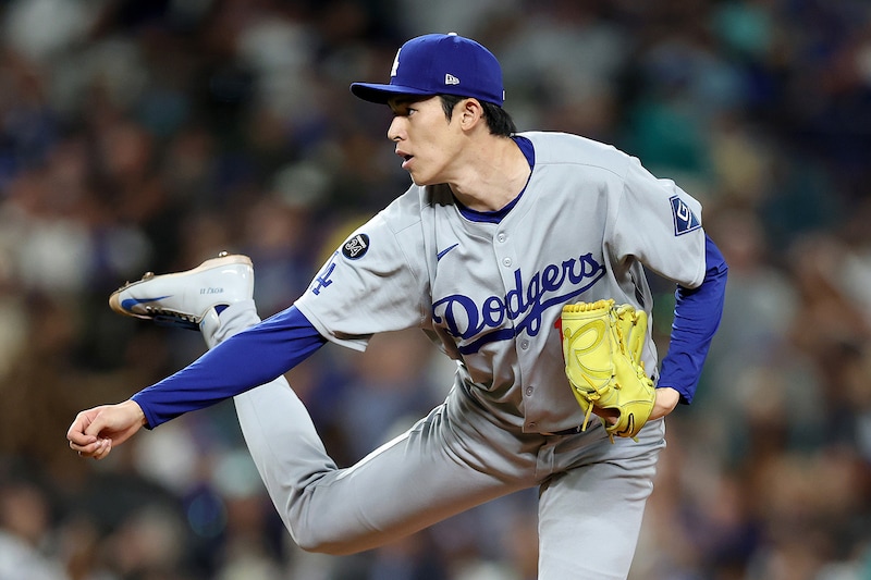 ”勝敗を分けた数分間“フィリーズ戦で緊急リリーフの佐々木朗希に落ち着きをもたらした大谷翔平のファインプレー