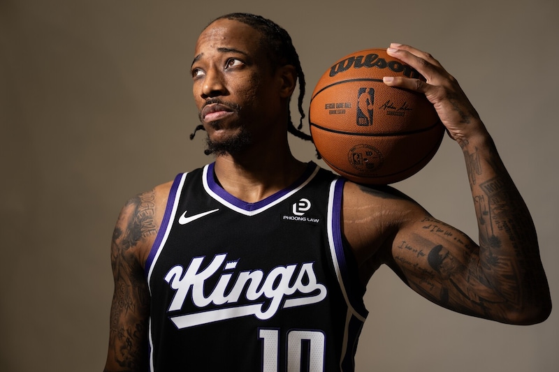 「何かをやろうと努力したけどできなかった」キングスのデローザンが明かす昨季の苦悩と新チームへの期待＜DUNKSHOOT＞