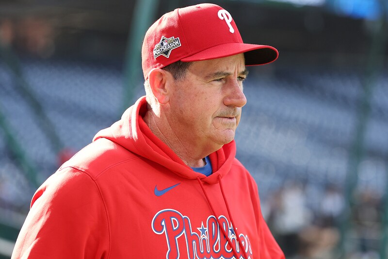 「ストットのバントで完全に勢いを殺した」「またしてもポストシーズンで崩壊、呪われているのか？」ドジャースに連敗のフィリーズ…ファンから辛辣な声「トムソンは一刻も早く辞めるべきだ」