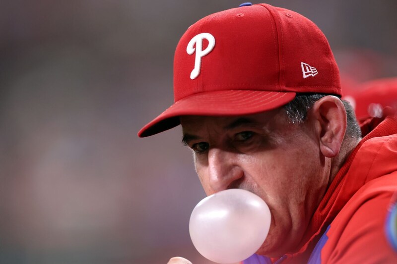 本拠地2連敗で瀬戸際のフィリーズ、監督采配に専門サイトからも苦言 「トムソンはロバーツほど柔軟な采配を見せていない」