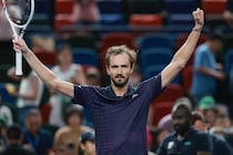 元No.１メドベージェフが苦手のティエンから初勝利！ またも足をつり「正直負けると思った」窮地から執念の復活＜SMASH＞