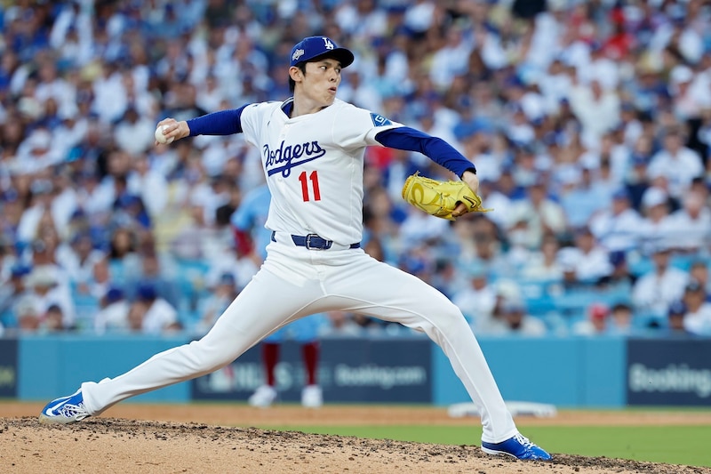 「“特別”という言葉では足りない」佐々木朗希、圧巻の3回無安打リリーフに米記者驚嘆「支配的な投球だった」