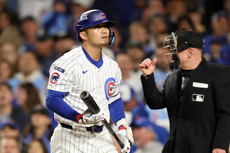 「誰か横からのリプレイ持ってる？」鈴木誠也の５回１死満塁での空振り三振にカブスファン不満　“微妙ジャッジ”「腹にパンチを食らったような気分」