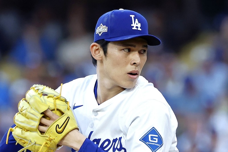 「こんなローキ見たことない」佐々木朗希がイニング間に見せた“異例行動”に絶賛の声「普通のクローザーとは違う」「完全に集中しきっている」