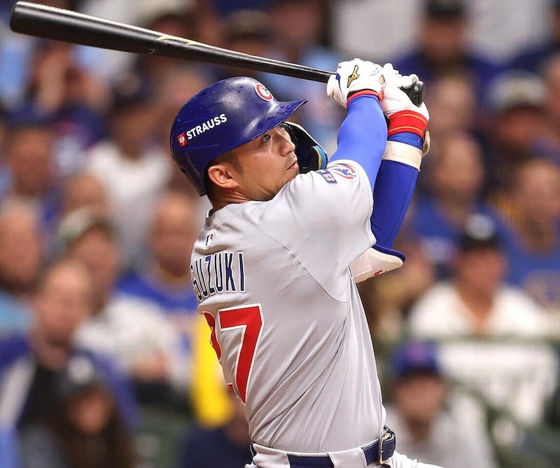 鈴木誠也、PS３本目となる逆方向への同点ソロ弾！ カブス勝てばドジャースとNLCS対戦へ