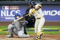 佐々木朗希からチューリオが犠飛で１点奪取「明るい兆し」ドジャースに敗れ初戦落とすも、ブルワーズ記者が前向きな理由「シリーズを通じて有利に働く可能性」