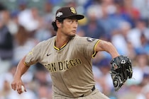 「切り捨てるには早すぎる」ダルビッシュ有がリリーフ転向か？ 今後の起用法を米メディアが提言「キャリア後半の生き残り策」「少々厳しく聞こえるかもしれないが...」